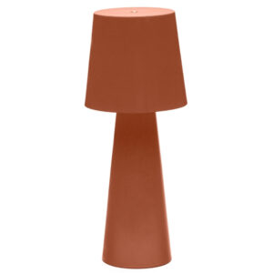 Terakotově červená kovová zahradní stolní LED lampa Kave Home Arenys M