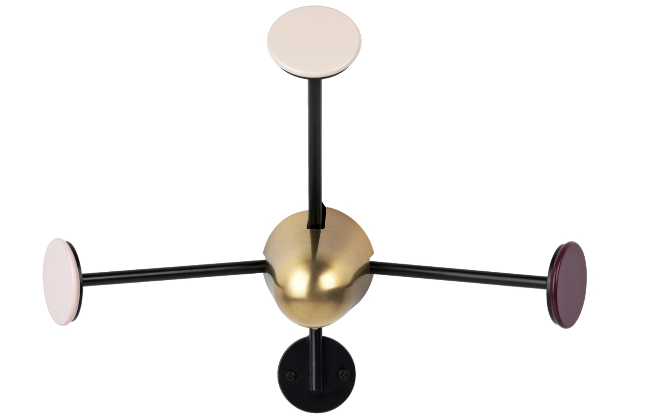 GUBI Kovový nástěnný věšák Matégot